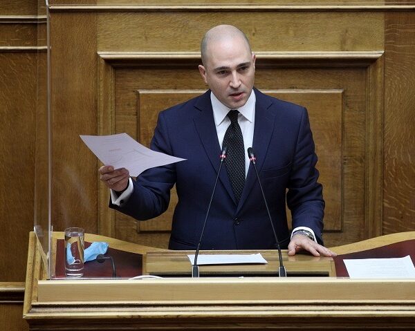 Ο πρόεδρος στην βουλή για τον αποκλεισμό των κομμάτων